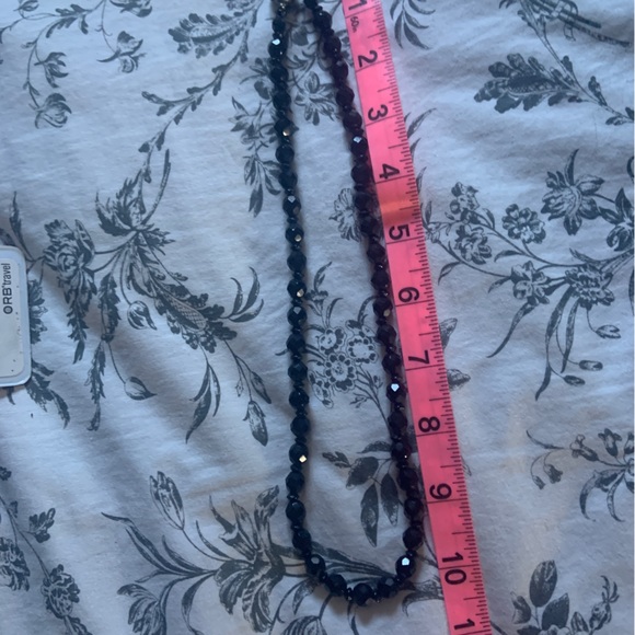 Vintage black glass beaded necklace / earrings included - Picture 3 of 4